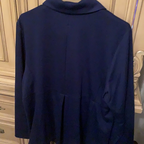 Plus size suit jacket - Picture 4 of 4